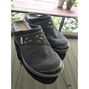 BZEES Clogs Women's sz 6 Gray Black Knit SlipOn Dolly Mule PlatformWedge Comfort